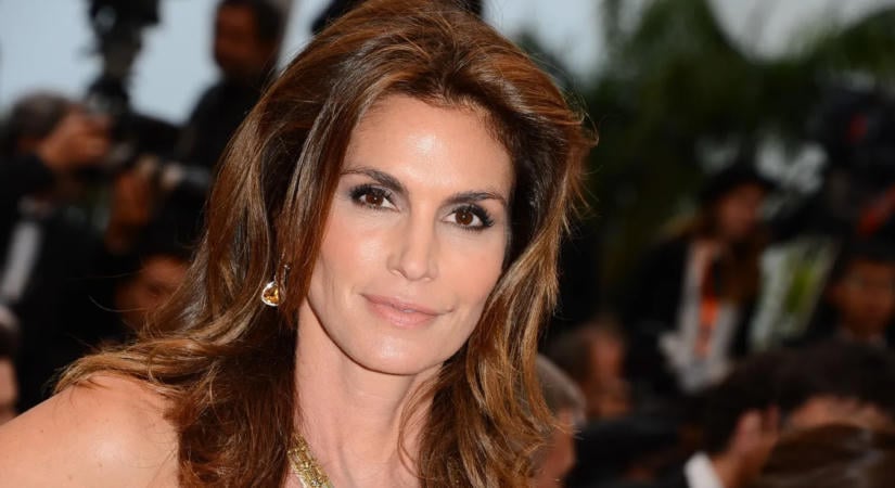 „Szívünk leírhatatlanul összetört...” – Cindy Crawford megtörte a csendet fia haláláról