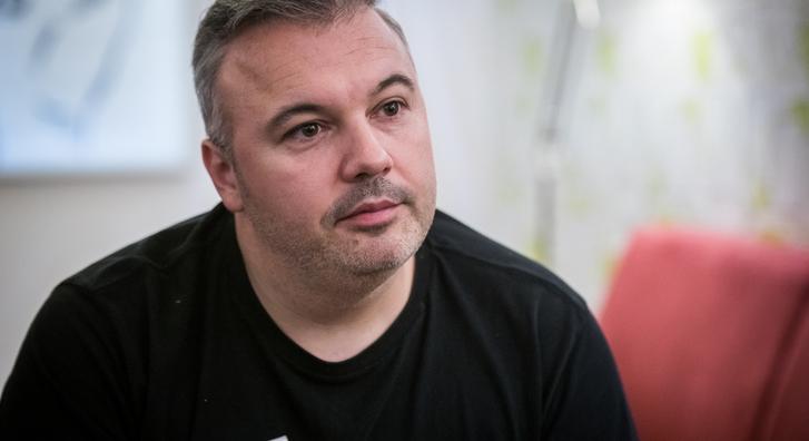 Dombóvári István megtanította fiát kiállni magáért: Azóta ő a kis falusi Batman, kivívta a helyét, visszavette az irányítást