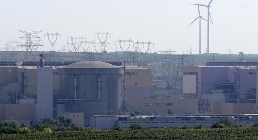 Románia megkezdte atomerőműve teljes leállítását