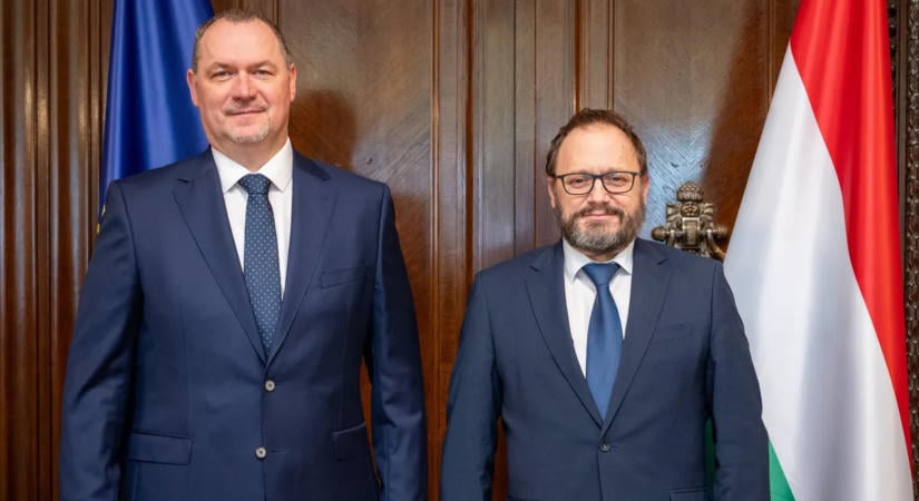 A nyugdíjkifizetési rendszer megújítását várja az Államkincstár új elnökétől a pénzügyminiszter