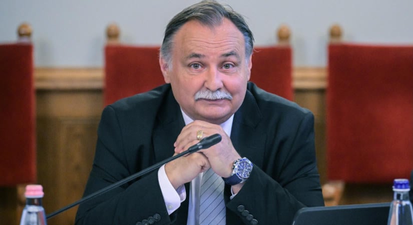 Környezeti hatásvizsgálati eljárások: rendezné a kormány az ügyintézés határidejét