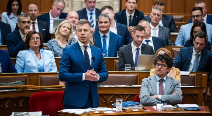 Magyar Péter rendkívüli bejelentést tett kedd reggel egy fontos ügyben