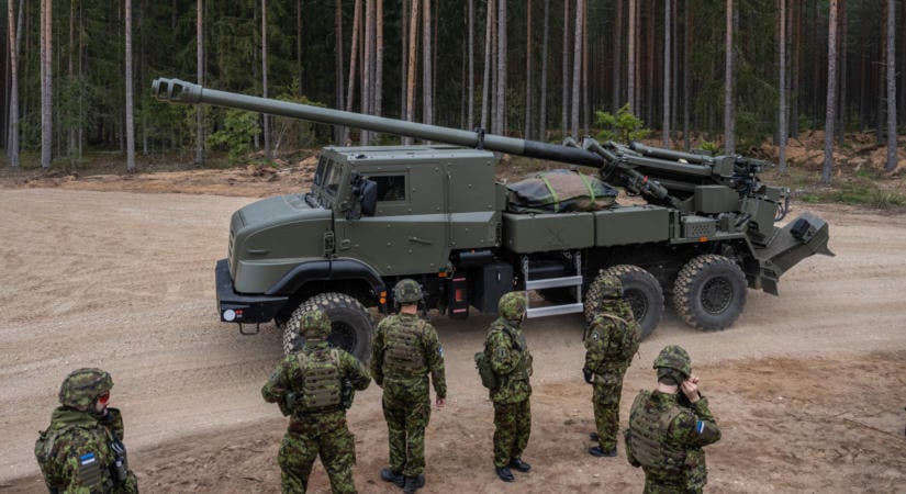 A NATO országában már a legrosszabbra készülnek: az elit csapatok a határ felé tartanak