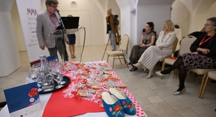 A szegedi papucs jövője a múlt értékeinek megőrzésén múlik
