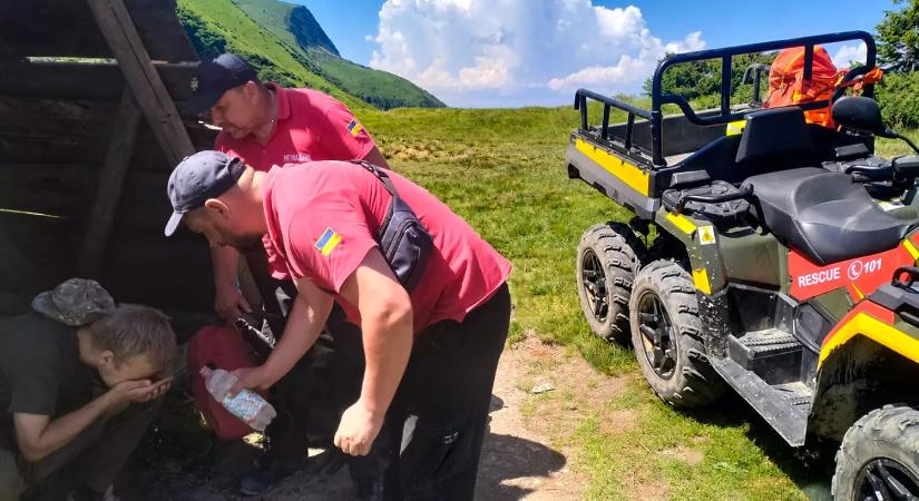 A Kárpátokban lett rosszul egy kijevi turista – a hegyimentők segítettek
