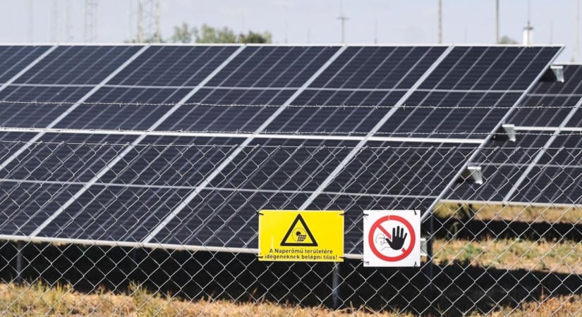Kijelölt egy piacot a Mol, és most kilőne rajta – képeken a vállalat energiatárolója, amivel a országos egyensúly is fenntartható