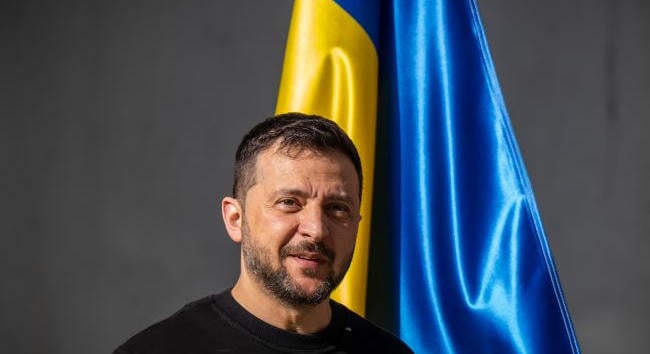 Zelenszkij: Ukrajna „darabonként” gyűjt több száz rakétát a partnereitől