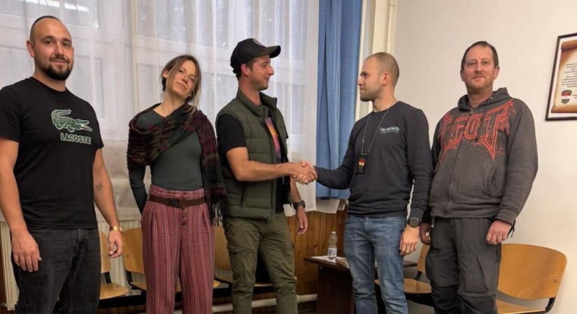 Nem sokáig gitározhatott a hatvani tolvaj