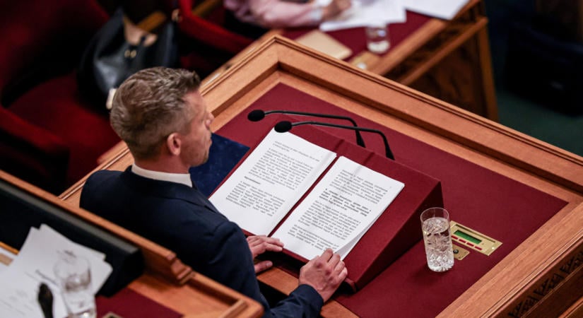 Megszűnik az árrésstop, duplázódik a családi pótlék – Magyar Péter bemutatta a 2027-es költségvetést