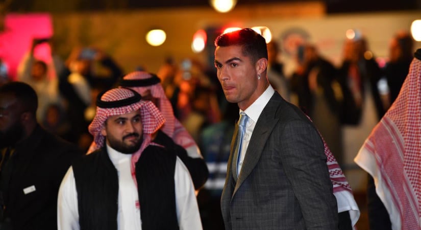Elképesztő összeget keresett Cristiano Ronaldo, sportoló még nem jutott ilyen magasra