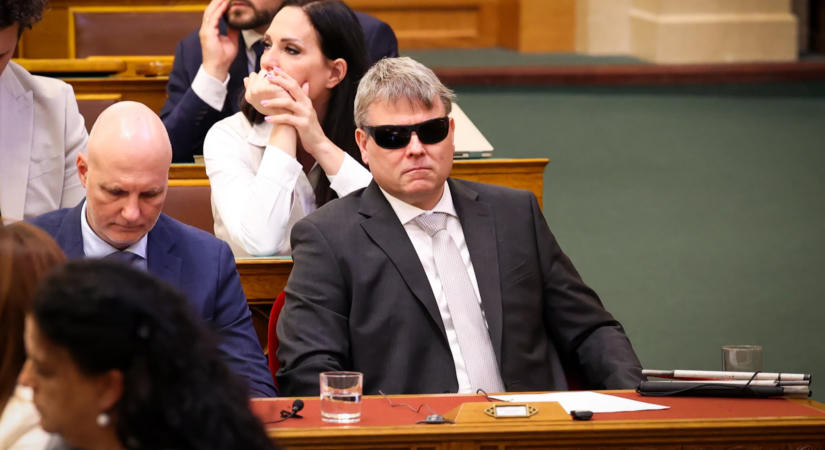 Életbe lépett a vörös kód