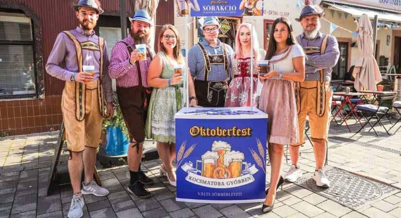 Kezdődik a győri Oktoberfest: Lovaskocsival gördült be a fesztivál söre