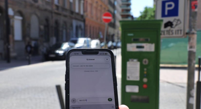 Elszabadult a parkolási számháború Budapesten – Pikó András kitálalt: ennyi pénzt hoz valójában az autósoktól beszedett díj