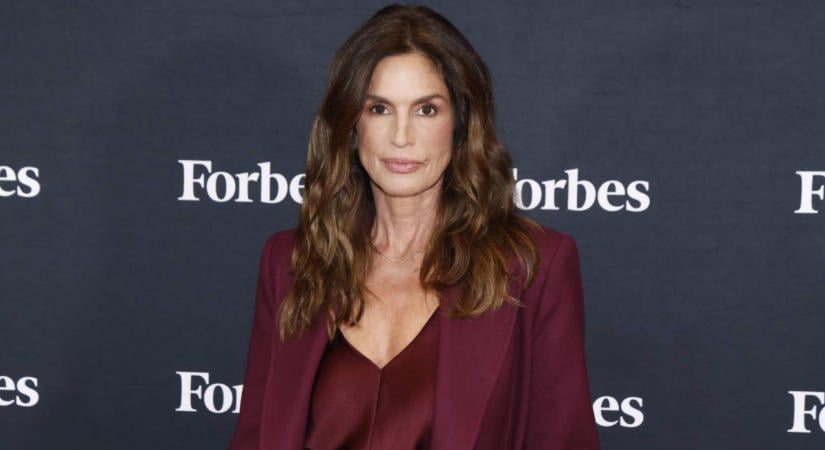 Cindy Crawford összetört: először mutatkoztak nyilvánosan a férjével a fiuk halála után