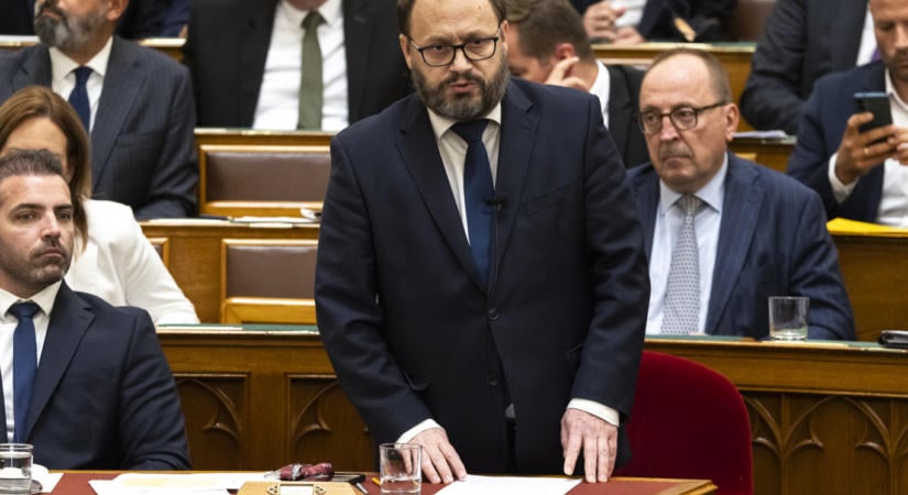 Módosították a 2026-os költségvetést, 7,5 százalékra nőtt a hiánycél