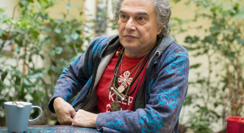 Laár András tündérmesét írt: 40 év után rátalált a régi szerelme