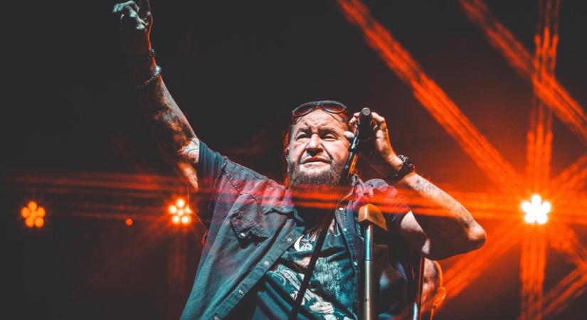 Elhunyt Deák Bill Gyula – 77 éves korában meghalt a magyar blues egyik legendás alakja