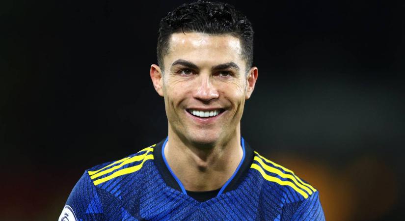 Cristiano Ronaldo olyan kockahasat villantott, hogy most mindenki a párjára irigykedik