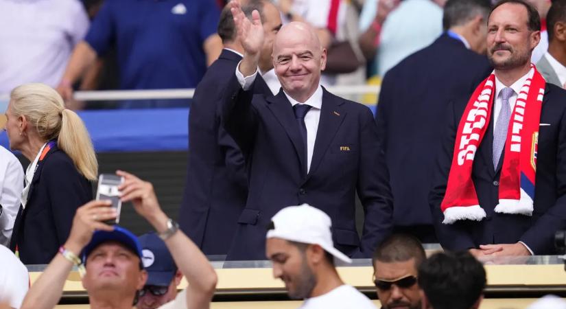 Infantino: Hatalmas siker a 48 csapatos vb – vizsgáljuk a 64-re bővítést