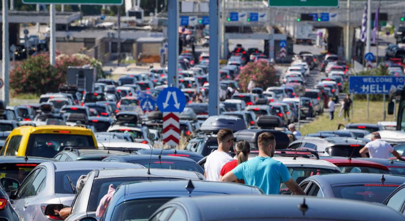 Emiatt megüthetik a bokájukat a Görögországba autózó magyarok
