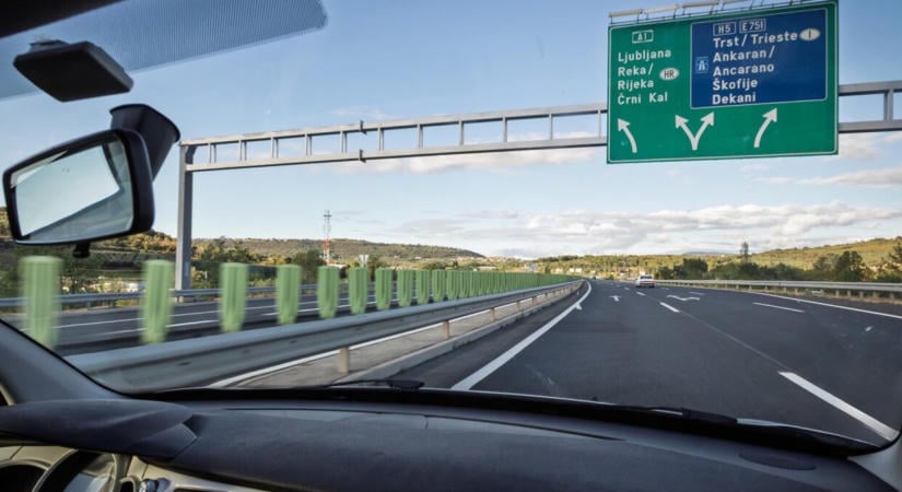 A szlovén autópályákon már egy pillanatnyi fékezés sem ment meg a gyorshajtási bírságtól