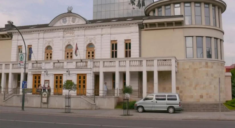 Jubileumi évad kezdődött a Gárdonyiban – negyven éve van állandó társulata Egernek