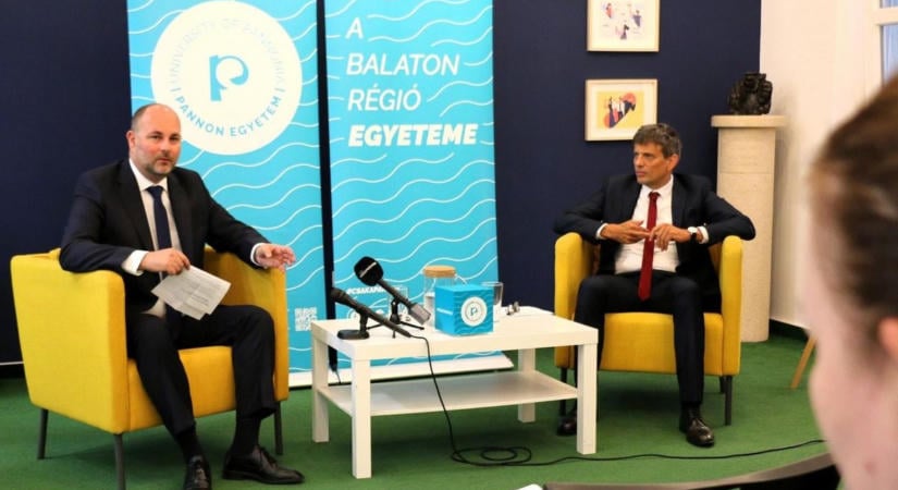 Sikeres beiskolázással és megújult kuratóriummal indul a Pannon Egyetem 77. tanéve