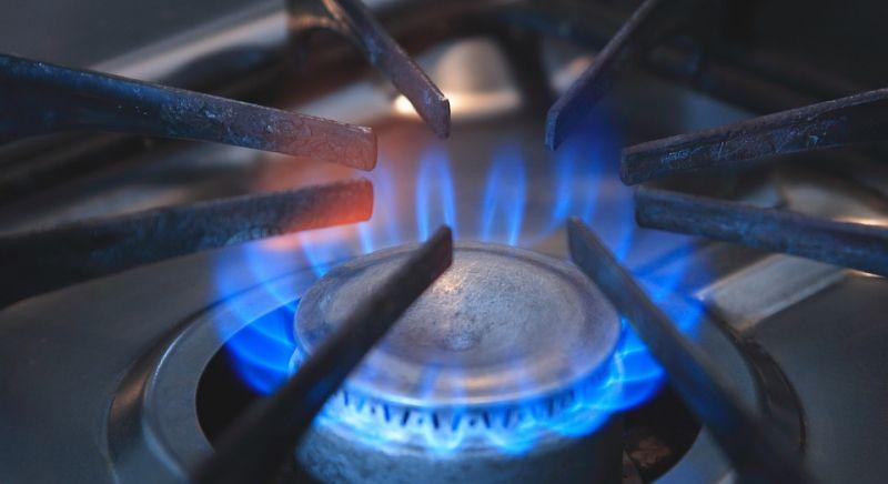 Üzengetésbe kezd a magyar kormány a rezsiszámlákon keresztül