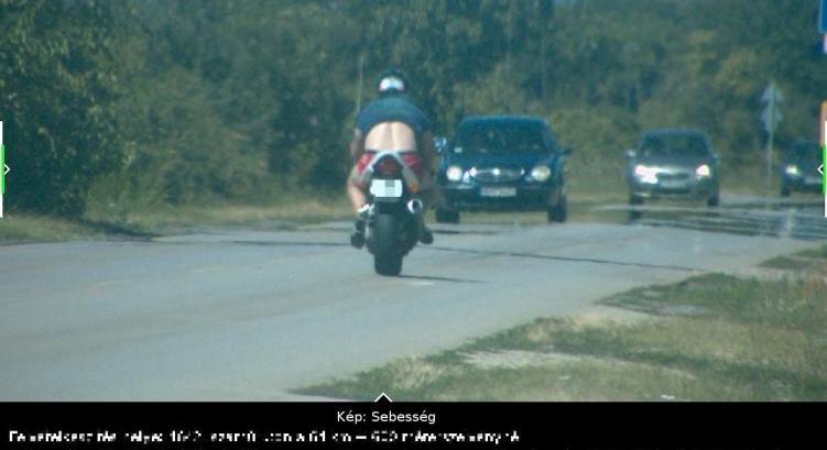 A megengedett közel duplájával sztriptízelt egy szentesi motoros