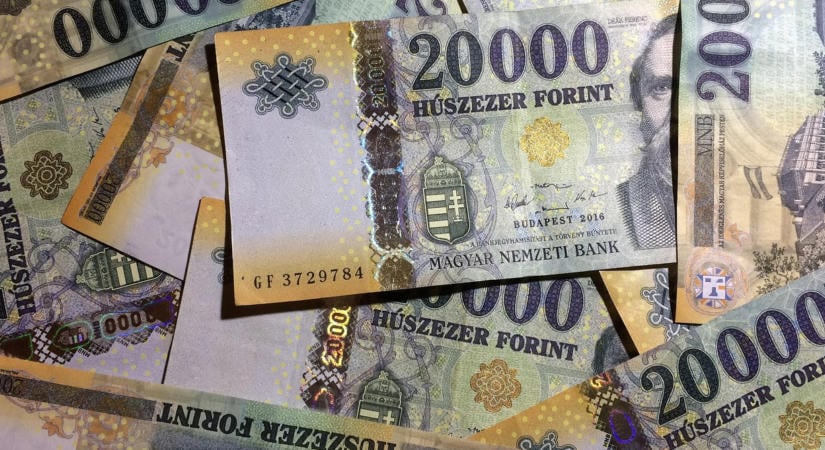 Jön a 120 ezer forintos nyugdíj, kiderült, kiknek jár