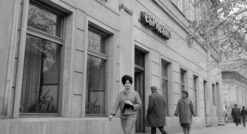 Kávé, újság és tinidiszkó: ilyen volt Szekszárd legendás presszója