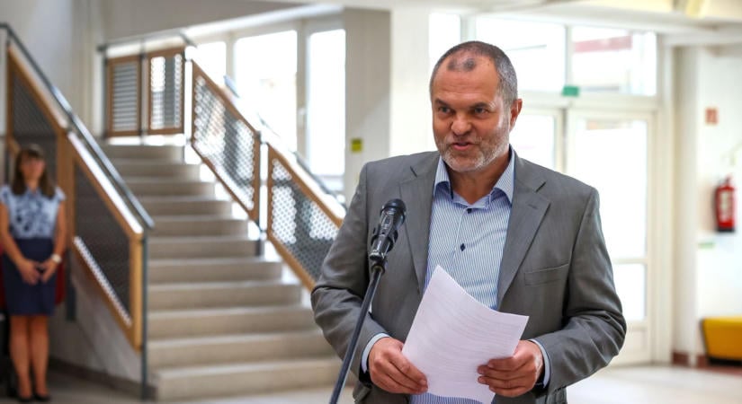 Százszorosan túlárazott földek Paksnál: Hadházy szerint a Tisza egyik képviselője is jól járhatott az üzleten