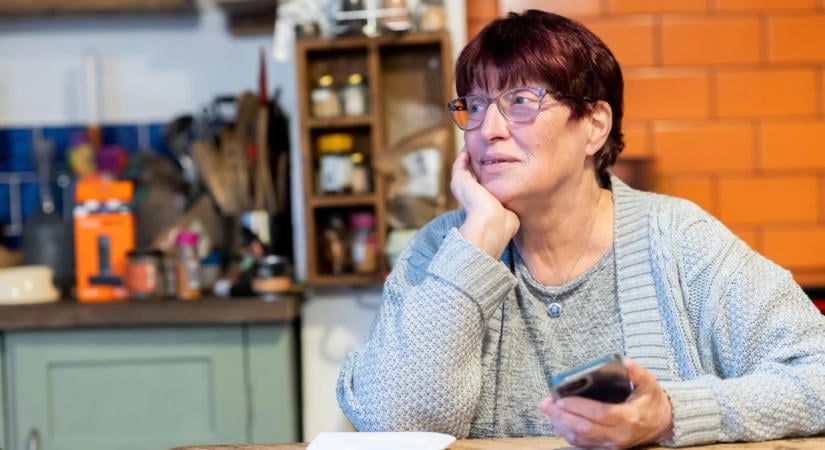 Akár 100 ezer forint egyszeri segélyt is kaphatnak a nyugdíjasok: sokan nem tudnak erről a támogatásról