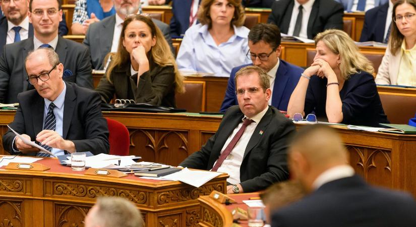 Ruff Bálint elnézést kért egy tiszás politikus viselkedése miatt