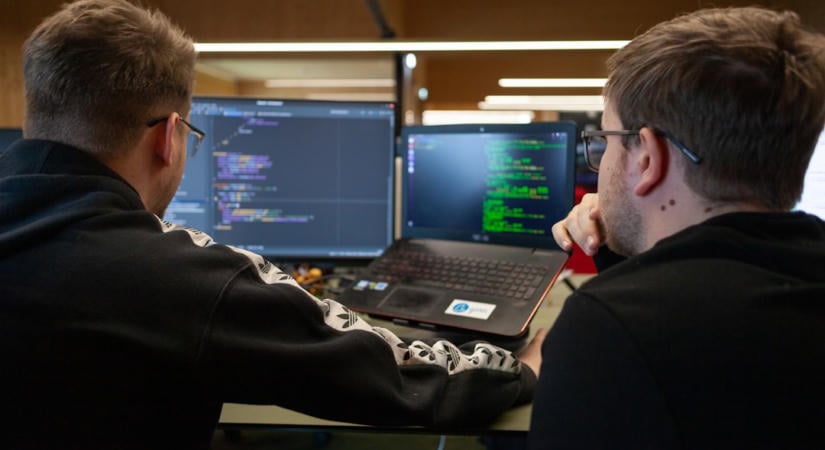 AI-alapú hibakeresés robbanásszerűen növeli a szoftverhibák számát