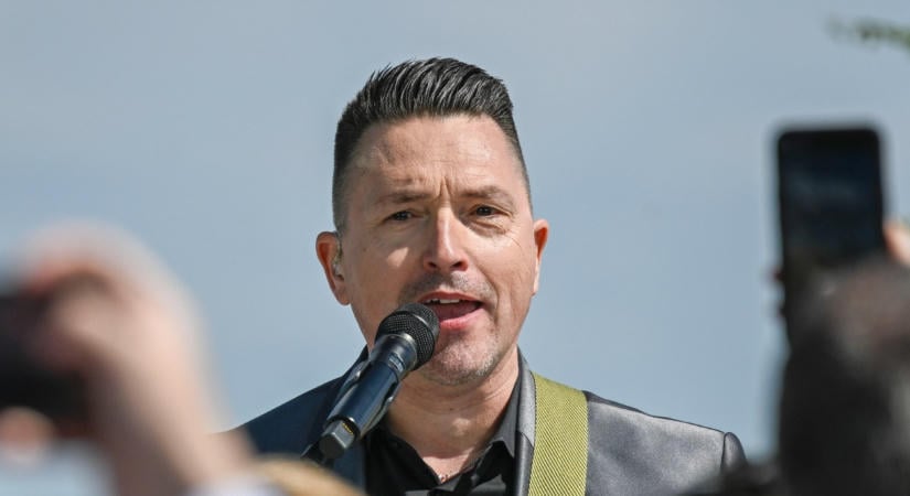 Ákos az új albuma kapcsán: „egy új életfeladat sok mindenre megtanítja az embert”