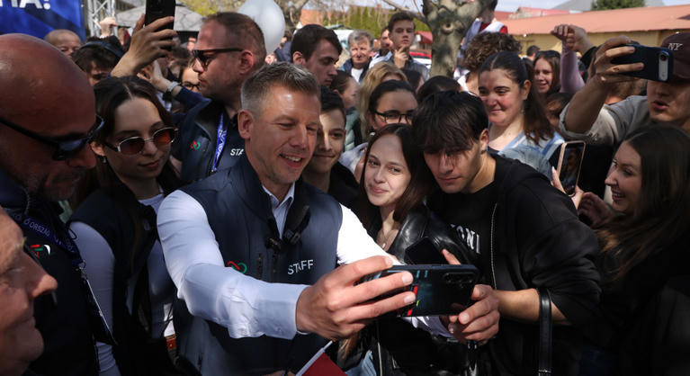 Krasznahorkai Emma: Az apolitikusság luxusa