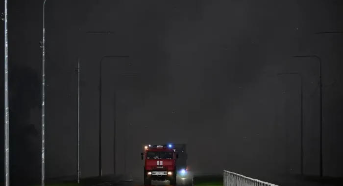 Tűz ütött ki egy épülő gázfeldolgozó üzemben az amuri orosz régióban, többen megsérültek