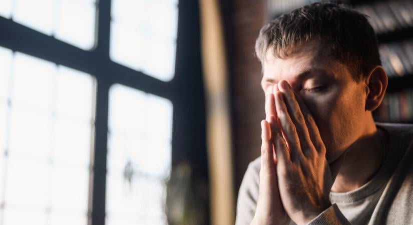 Amikor egy apa is elveszíti a gyermekét – a férfiak gyásza is figyelmet érdemel