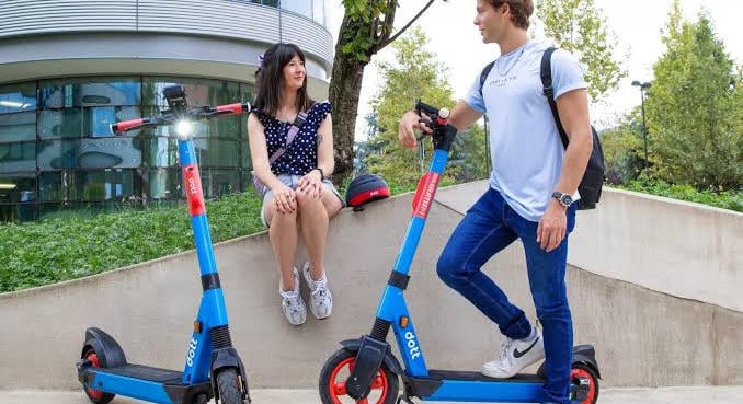 Van Revolutod? Havi egy ingyenes rollerút lapulhat az alkalmazásban