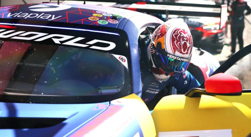 Verstappen büntetés után varázsolt, egy óra alatt 15 pozíciót javított