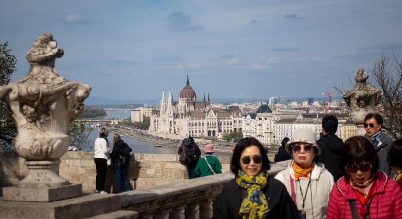Visszaesett a turizmus szeptemberben, kevesebb vendég érkezett a Balatonhoz és Budapestre