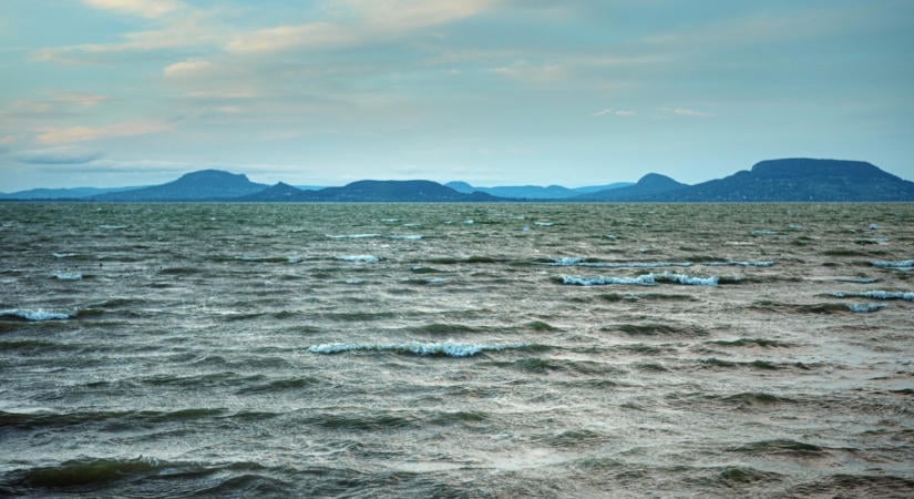 Itt a friss, rendkívüli hír a Balatonról: ezt nagyon kevesen gondolták volna, de...