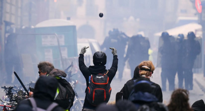 Magyar Péter rossz helyen keresi a francia düh okát