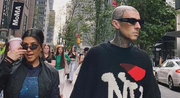 Travis Barker elárulta, miért kellett megműteni