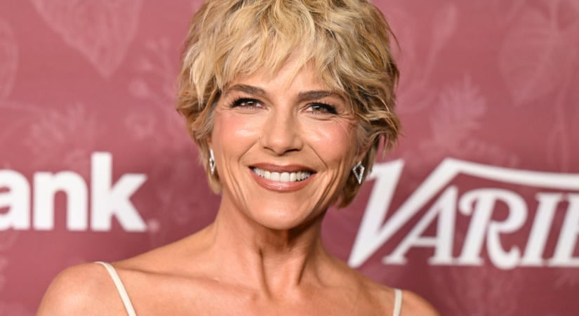 Őrizetbe vették a hollywoodi színésznőt: megharapott egy légiutas-kísérőt, és még a levegőben megpróbálta kinyitni a repülő ajtaját