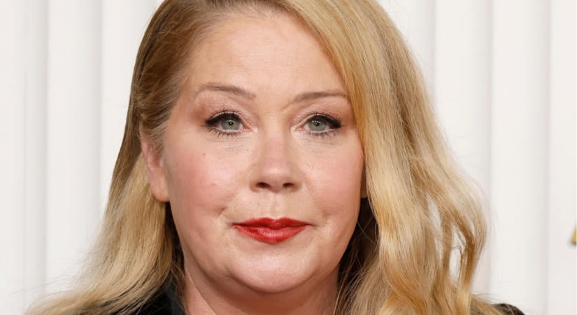 Christina Applegate-et félrediagnosztizálták: mégsem szklerózis multiplex okozza a panaszait?