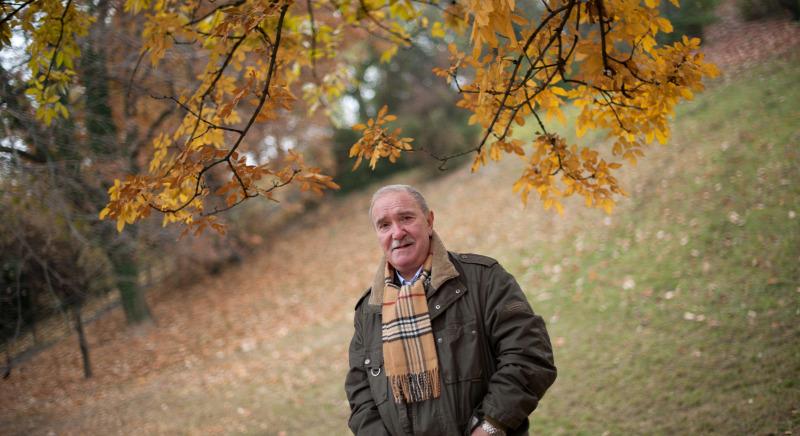“Játszani és rendezni is Himalája-expedíció” – Tordy Géza 85 éves