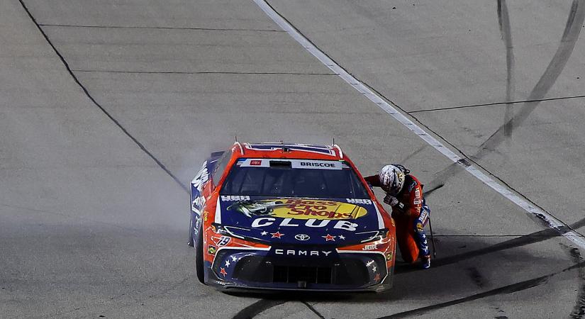 Briscoe nyert, Toyota-történelem íródott Chicagolanden