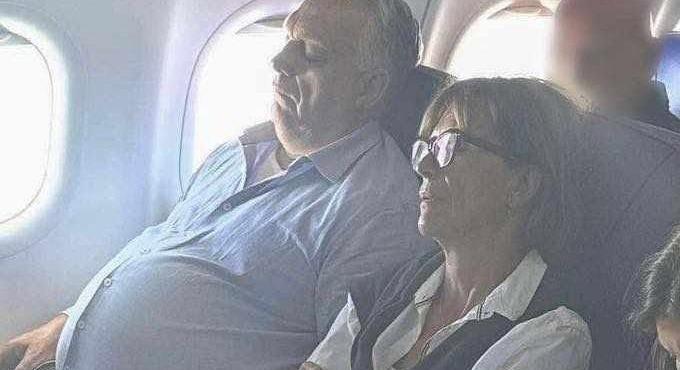 Rákapott a fapadosra - a frankfurti reptéren szúrták ki a hazafelé tartó Orbánt